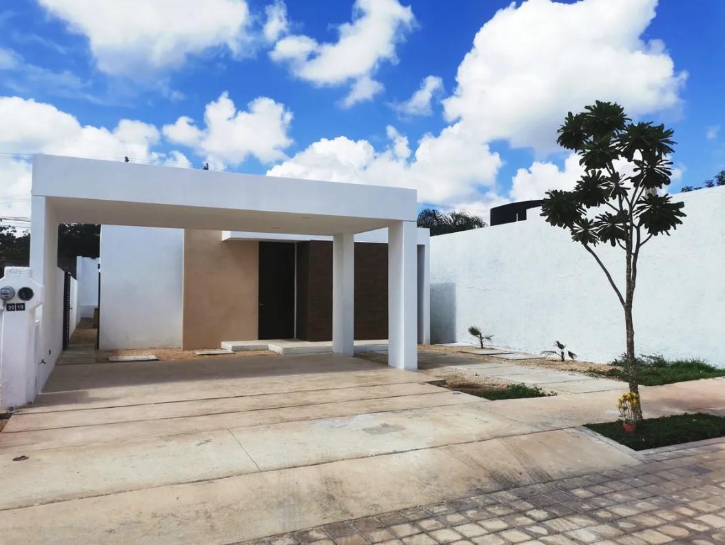 Venta de Casa de Una Planta de 3 Habitaciones en Cholul