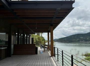 4e95ac989798c09d3237429901c075ab00016f7d3c66c4d72285919055b4bf28 · Casa en Venta Valle de Bravo (Et)