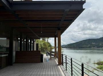 9888a37682954d8949163c49db2e674af10afd9fe0e8f12347e705698b2372e6 · Casa en Venta Valle de Bravo (Et)
