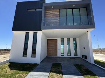 Casa en condominio de 4 habitaciones, Zapopan · Hermosa Casa en Valle Imperial