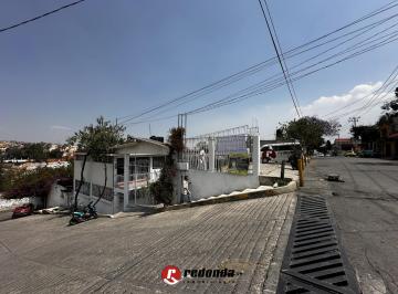 Edificio · 480m² · 8 Recámaras · 11 Estacionamientos · Edificio Comercial en Mirador Santa Rosa