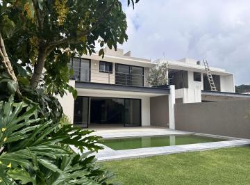 Casa · 267m² · 4 Recámaras · 3 Estacionamientos · Casa en Fraccionamiento Real de Tetela