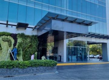 Oficina · 472m² · 3 Recámaras · 9 Estacionamientos · Oficina en Venta en El Country Club en Av Americas