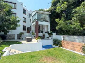 Casa · 420m² · 5 Recámaras · 2 Estacionamientos · Casa en Venta en Fraccionamiento Rancho Tetela