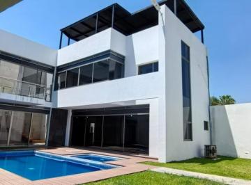 Casa de 5 habitaciones, Temixco · En Venta Preciosa Casa Nueva en Burgos