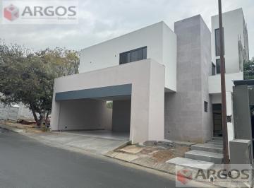 Casa · 382m² · 3 Recámaras · 3 Estacionamientos · Casa en Preventa en Sienna