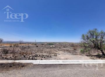 Terreno / Lote · 895m² · Terreno en Venta