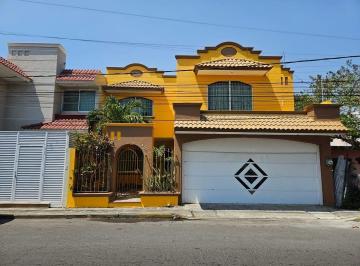 Casa · 150m² · 3 Recámaras · 2 Estacionamientos · Casa en Venta en Boca del Río, Ver.