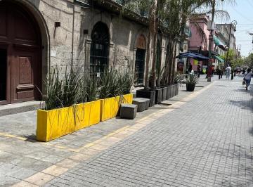 Local comercial , Cuauhtémoc · Local en Centro Calle Regina en Renta 63 m $59,000
