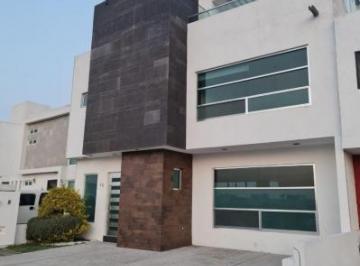 Casa en condominio de 3 habitaciones, El Marqués · Remato Casa en El Mirador, Queretaro