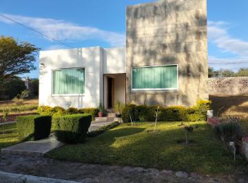 Casa en condominio de 3 habitaciones, Tequisquiapan · Casa en Venta Una Planta a 7 Minutos del Centro de Tequisquiapan