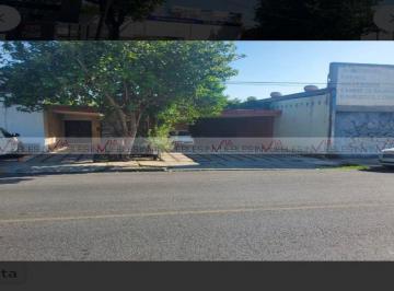 Casa · 600m² · 3 Recámaras · 6 Estacionamientos · Casa en Venta en Burócratas del Estado