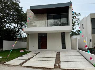 Casa · 204m² · 3 Recámaras · 2 Estacionamientos · Casas en Venta, Los Encinos Residencial, Altamira