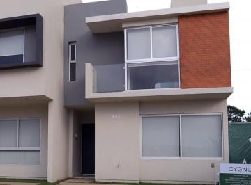 Casa en Venta de 3 habitaciones Fraccionamiento Valle Imperial · Casas en Venta Valle Imperial Zona Norte de Guadalajara