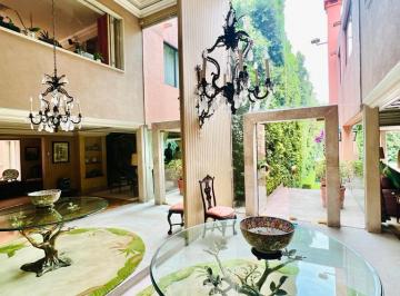 Casa · 1130m² · 3 Recámaras · 3 Estacionamientos · Casa en Venta en Lomas de Chapultepec