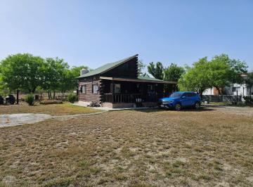 Quinta · 2000m² · 2 Recámaras · Venta de Quinta en Los Ramones, N. L.