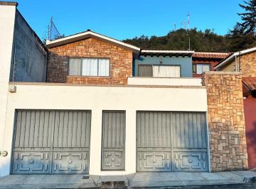 Casa de 4 habitaciones, Pátzcuaro · Casa Los Pinos en Venta a 10 Minutos del Lago de Patzcuaro.