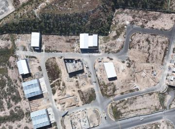 Terreno / Lote · 1000m² · Lote de Terreno en Venta 1000 m Parque Industrial Santa