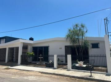 Casa de 4 habitaciones, Chetumal · Casa en Renta Col Campestre