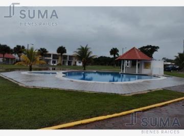 Casa · 94m² · 2 Recámaras · 1 Estacionamiento · Casa en Venta en Tinajitas, Medellín de Bravo, Veracruz.