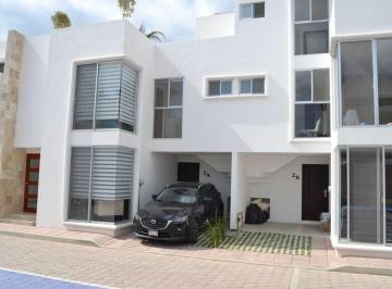 Casa Venta de 3 habitaciones · Residencia de 3 Niveles