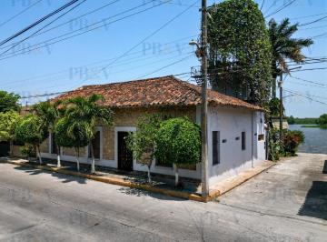 Casa · 490m² · 7 Recámaras · Casa en Venta en Gutiérrez Zamora