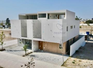 Casa en condominio de 3 habitaciones, Zapopan · Casa en Venta en Zapopan, Jalisco (Parques Vallarta, Coto Nogal)