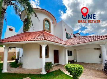 Casa de 4 habitaciones, Benito Juárez · Casa en Venta Cancún Centro