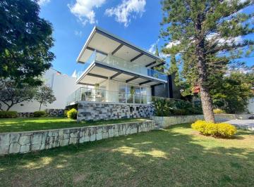 Casa en condominio · 768m² · 3 Recámaras · 3 Estacionamientos · Casa en Venta en Oaxaca en Fraccionamiento La Cascada - (4)