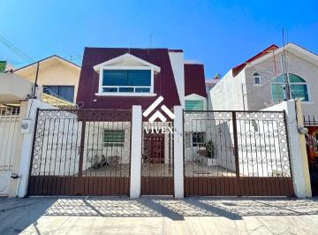 Casa de 4 habitaciones, Pachuca · Venta de Casa en Valle de San Javier