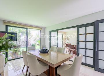 Casa de 3 habitaciones, Huixquilucan · Casa en Venta en Hacienda del Rocío