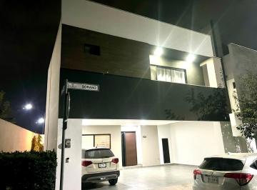 Casa de 4 habitaciones, García · Casa en Renta Amueblada en Monterrey