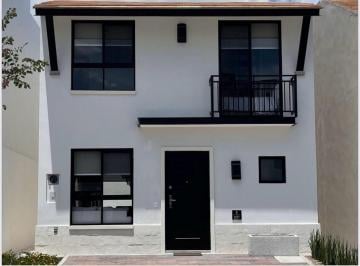 Casa · 108m² · 3 Recámaras · 2 Estacionamientos · Casa - Fraccionamiento Zibatá