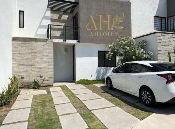 Casa · 147m² · 3 Recámaras · 2 Estacionamientos · Casa - Fraccionamiento Zibatá