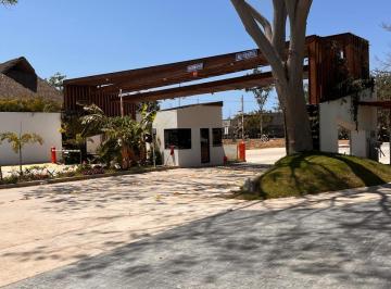 Ingreso · Casa Bugambilia de 3 Recamaras (Una en Pb)