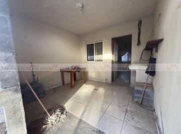 Casa · 180m² · 5 Recámaras · 5 Estacionamientos · Casa en Renta en Cadereyta