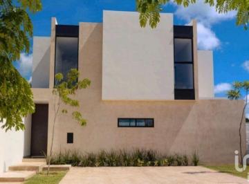 Casa · 230m² · 3 Recámaras · 2 Estacionamientos · Casa en Venta, Cholul Yucatán