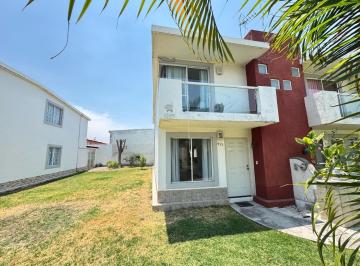 Casa en condominio · 98m² · 3 Recámaras · 1 Estacionamiento · PH - Xochitepec Centro