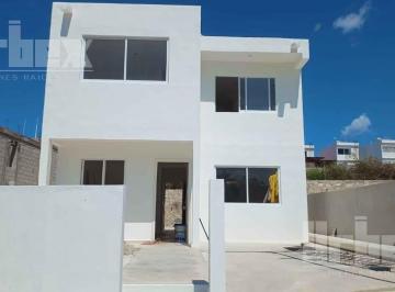 Casa · 2 Recámaras · 2 Estacionamientos · Se Vende Bonita Casa Nueva en Hacienda Pomoca, Campeche