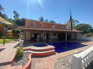 Casa de 4 habitaciones, Cuernavaca · Hermosa Residencia en Palmira – Exclusividad, Comodidad y Seguridad.