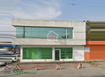 Oficina · 200m² · 5 Estacionamientos · Oficina en Renta Col. Nuevo Aeropuerto, Tampico, Tamps