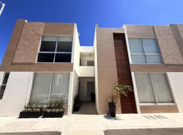 Departamento · 98m² · 2 Recámaras · 1 Estacionamiento · Departamento - Fraccionamiento Zákia