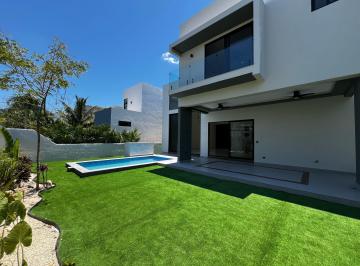 Casa en condominio de 4 habitaciones, Mérida · Casa en Venta Yucatán Country Club Zona Norte de Mérida