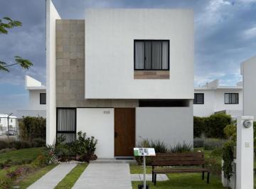 Casa en condominio · 112m² · 3 Recámaras · 2 Estacionamientos · Carena Residencial - Modelo Zaira
