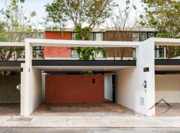 Casa · 153m² · 2 Recámaras · 2 Estacionamientos · Casa en Fraccionamiento Montebello