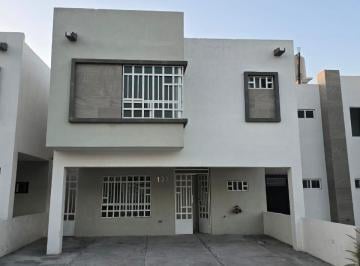 Casa de 3 habitaciones, Saltillo · Casa en Renta Al Oriente de Saltillo en Fraccionamiento Cerrado Frente a Parque