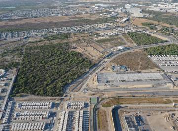 Terreno / Lote , Salinas Victoria · Terreno en Venta - Terra Park Salinas (Listo Para Escriturar)