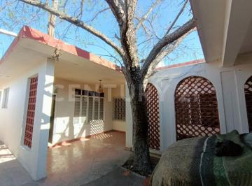 Casa · 355m² · 3 Recámaras · 2 Estacionamientos · Venta de Casa de Reynosa Tamaulipas. Comercial/habitacional/frontera