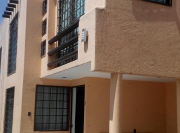 Casa en condominio de 3 habitaciones, Toluca · Renta de Casa Amueblada