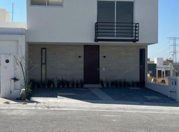 Casa en condominio · 160m² · 3 Recámaras · 2 Estacionamientos · Casa en Venta en Meseta Habitat, Apaseo, en La Entrada a Querétaro